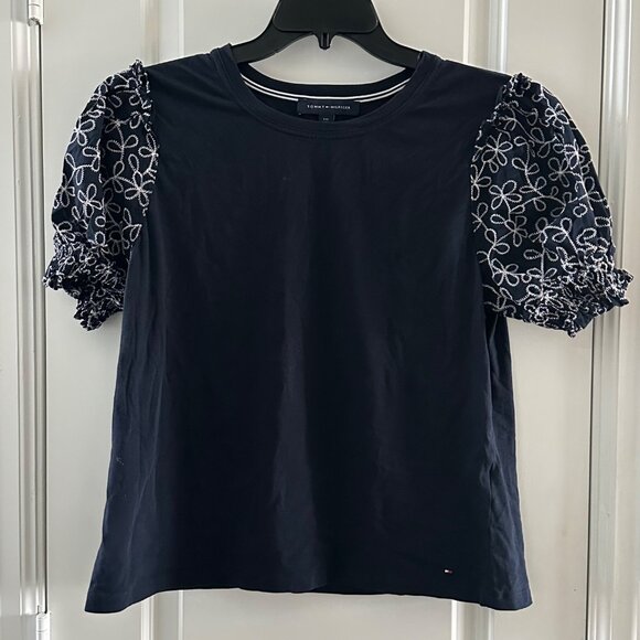 Tommy Hilfiger Womens Navy T-Shirt With Embroidered Floral Sleeves L - Picture 1 of 7